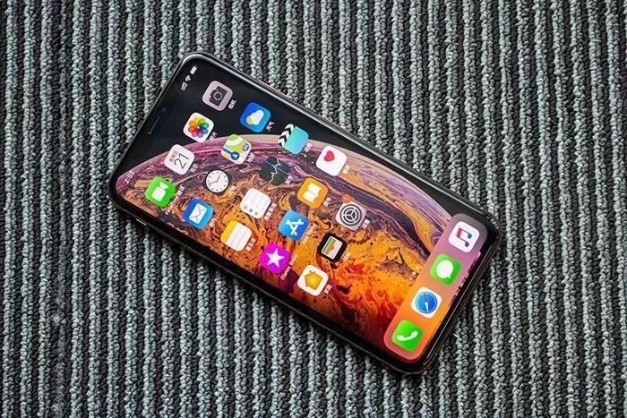 组装iPhoneXS